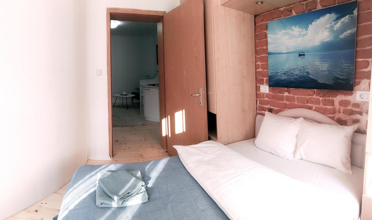 Sirma'S Unique Artsy Modern Quiet 1-Bdrm In The Heart Of Skopje Apartment Exterior photo